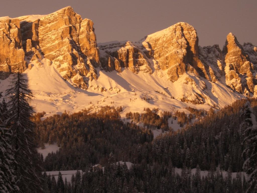 Rifugio Passo Staulanza Hotel Zoldo Alto Esterno foto
