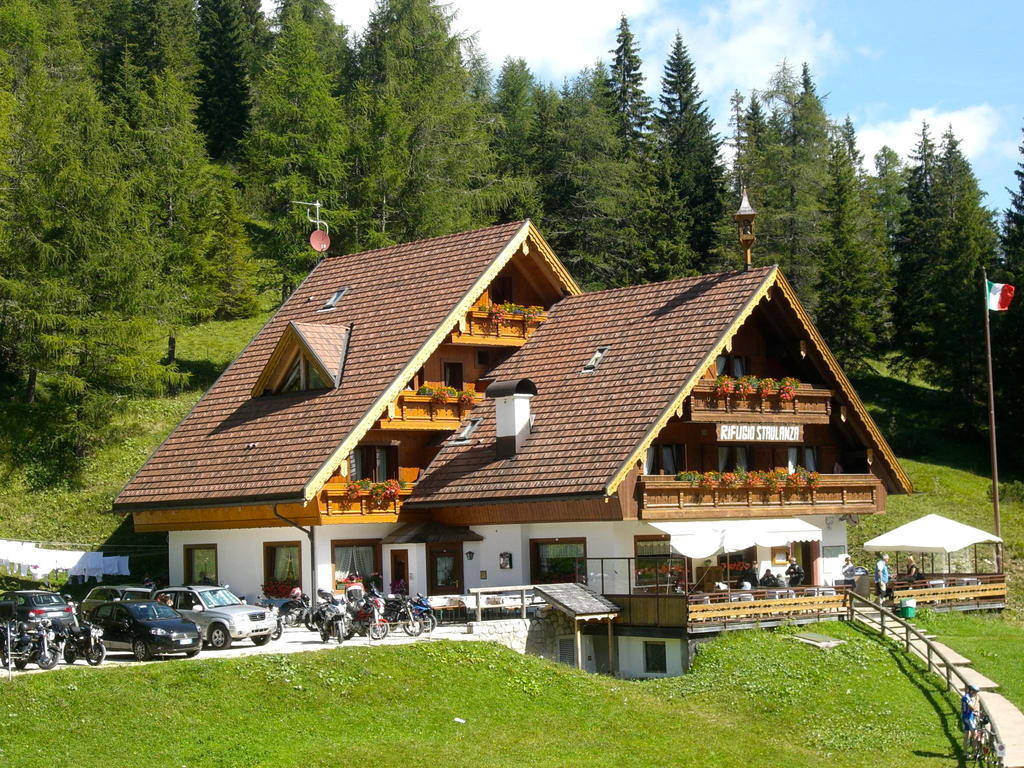 Rifugio Passo Staulanza Hotel Zoldo Alto Esterno foto